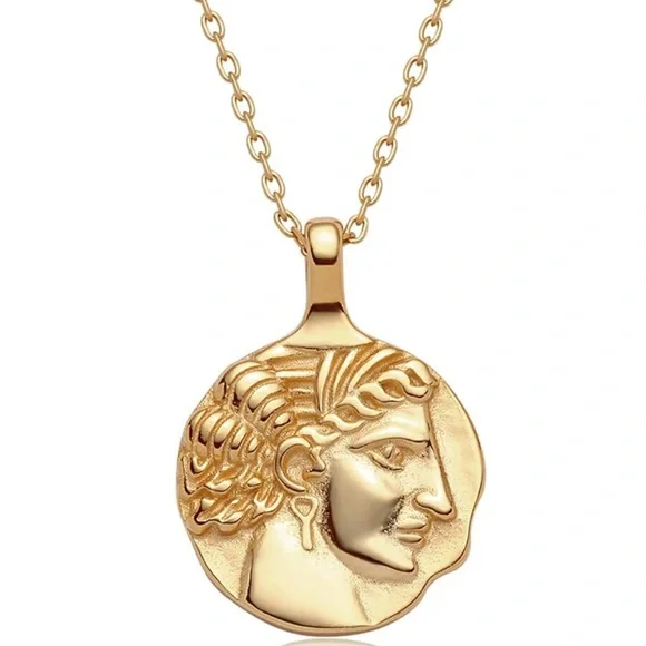 NEW 18K Gold Plated Gold Medallion Pendant Necklace